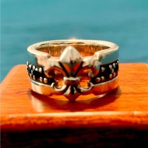 Beautiful custom French Market ring purchased on Royal Street.